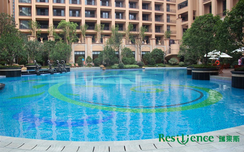 南京雅居樂濱江國際-泳池項(xiàng)目案例鑒賞實(shí)拍圖