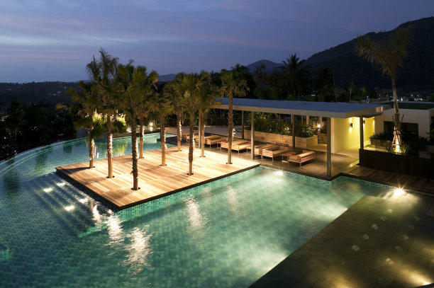 游泳池水下燈施工工藝